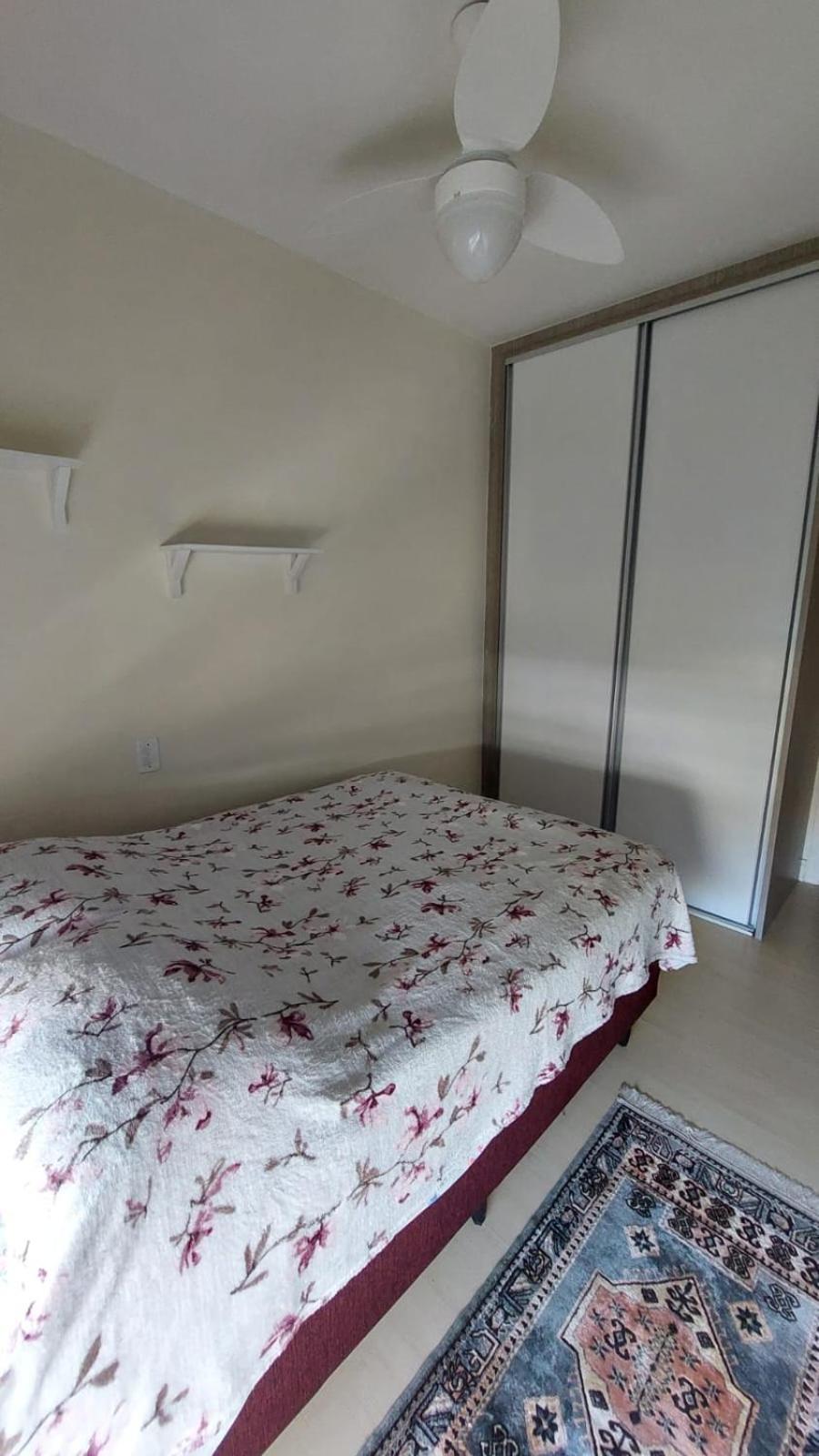 Com Acesso Exclusivo A Apartamento